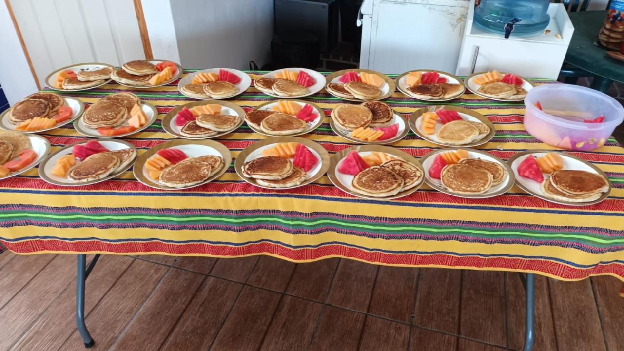 Hostal Dulces Suenos Panajachel Kültér fotó