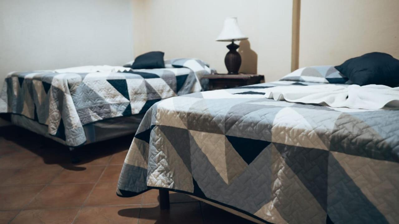 Hostal Dulces Suenos Panajachel Kültér fotó